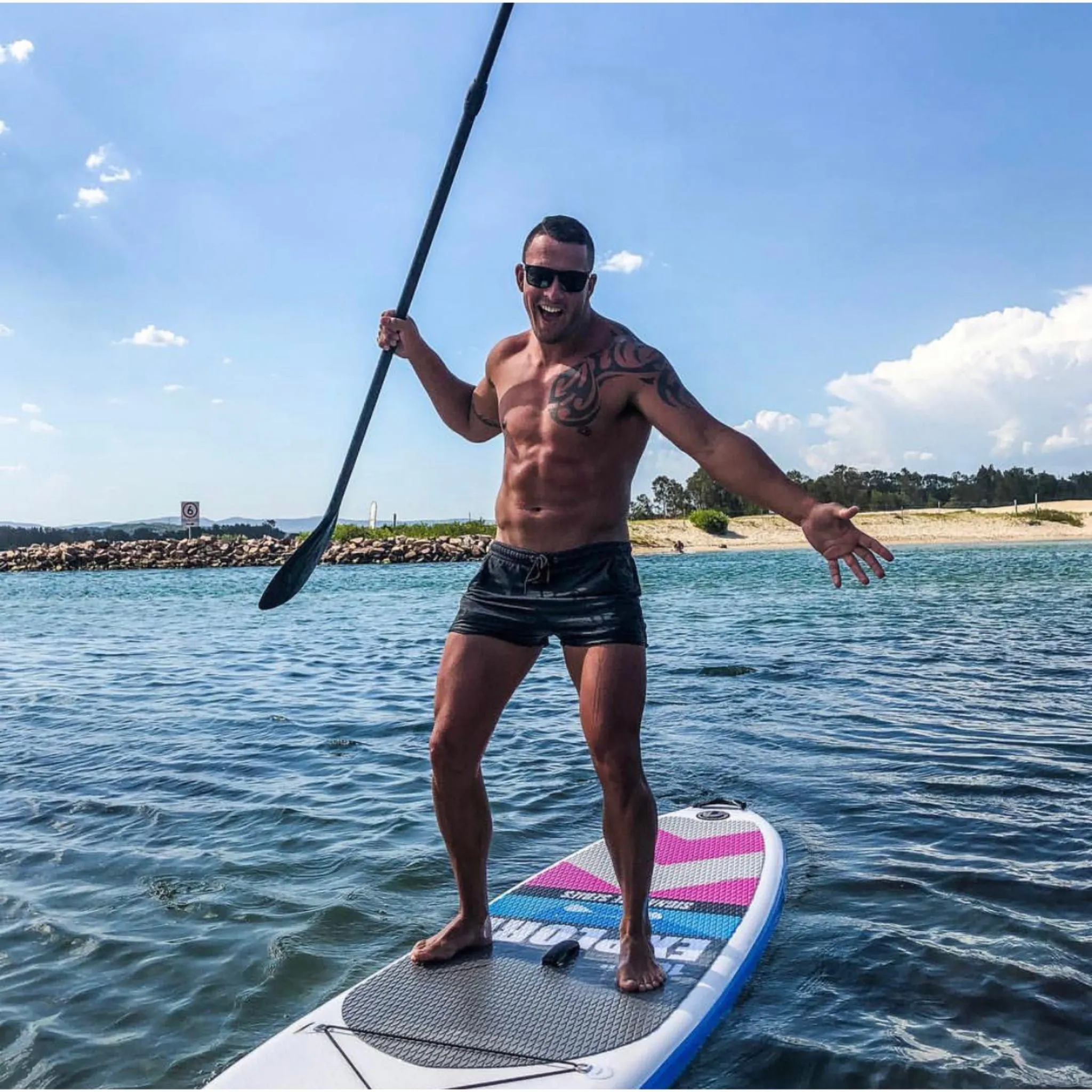 10'6" Explore - Inflatable Stand Up Paddle Board Package