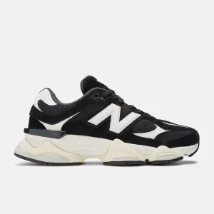 9060 | Black/Black/White