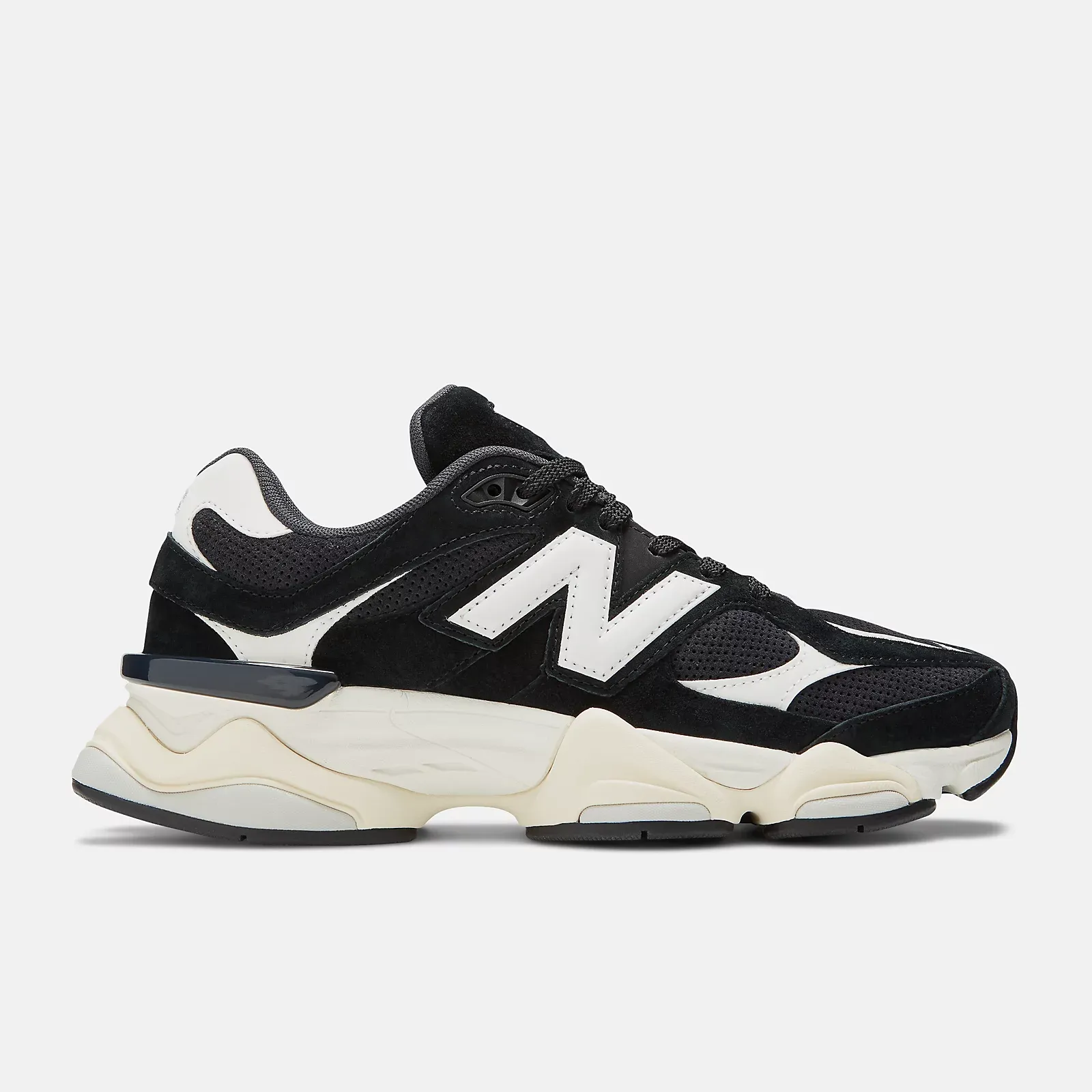 9060 | Black/Black/White