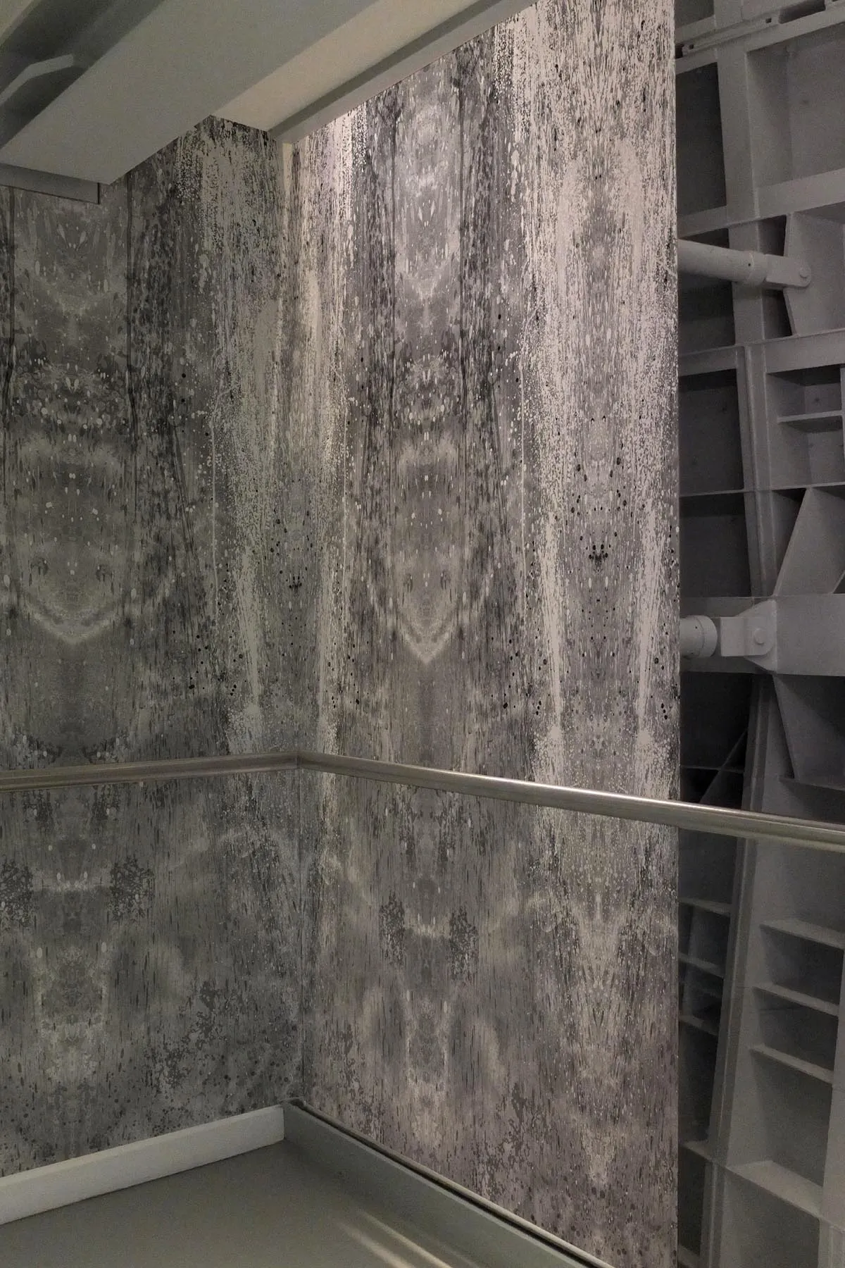 cascade superwide wallpaper panel
