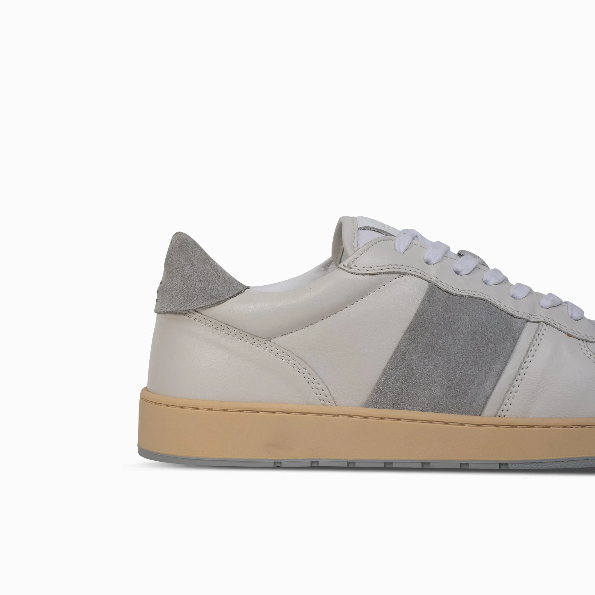 Destroyer Low - Platinum Suede
