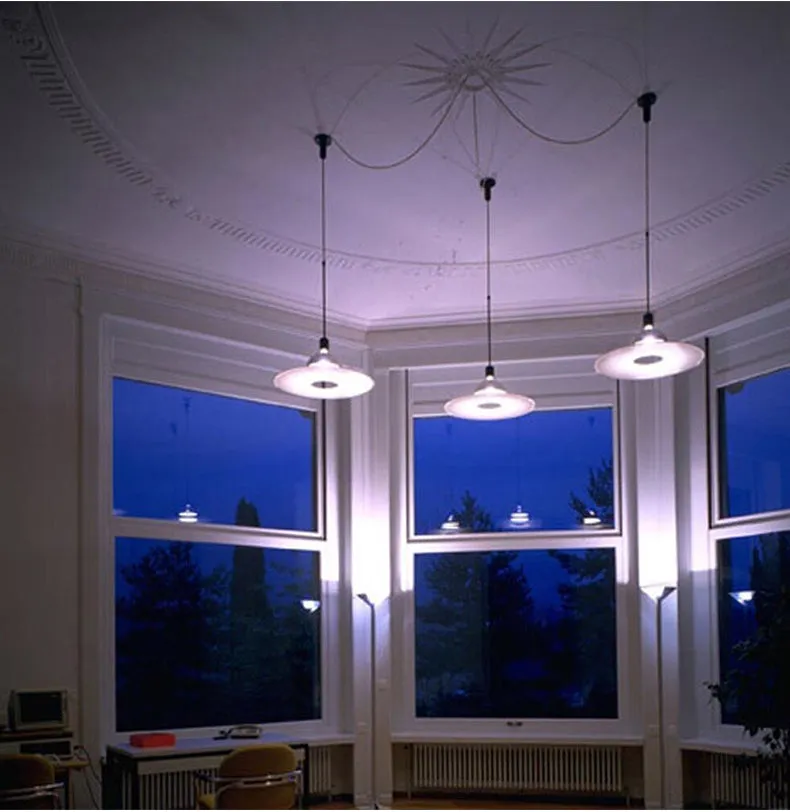 Frisbi Pendant Light