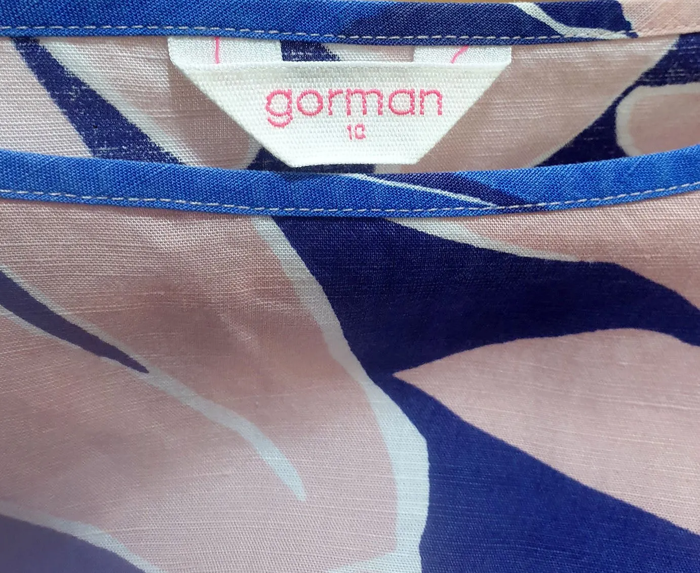 Gorman blue pink unique print top size 10