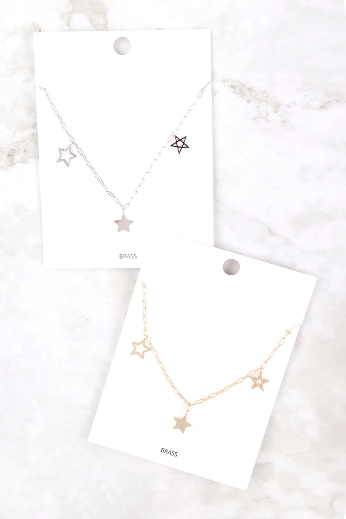 INB573 - THREE STAR CHARM CLIP CHAIN NECKLACE