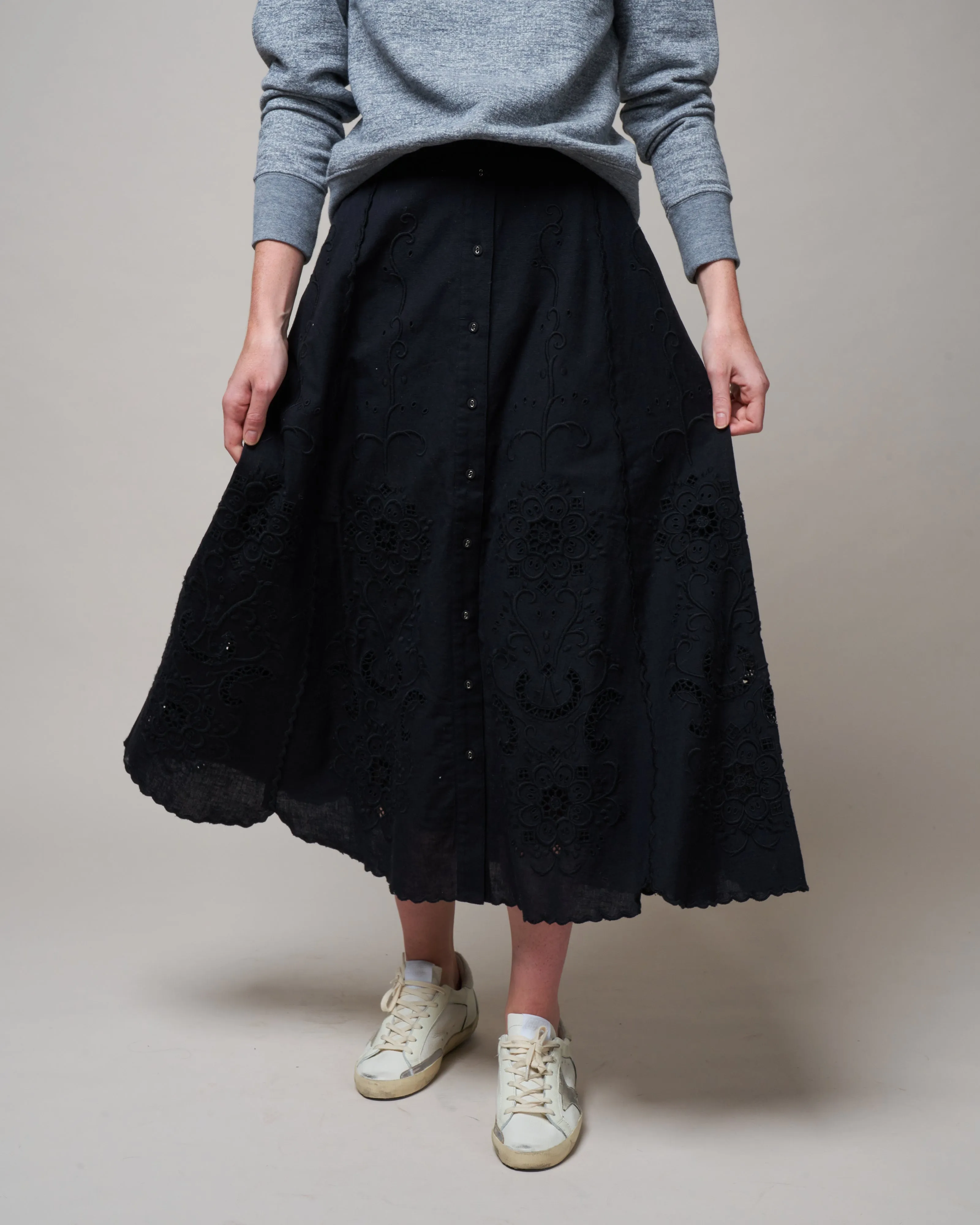 kiara emb button-down skirt - black