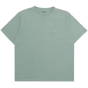 LOGO ESSENTIAL TEE (DUSTY AQUA)