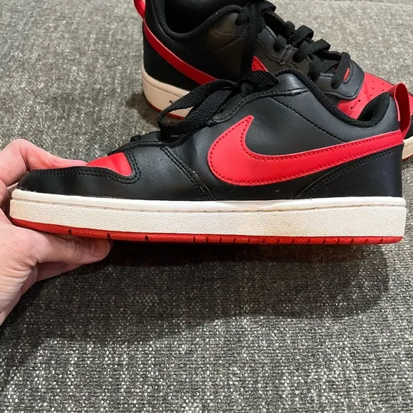 Nike Borough Low Court Black &amp; Red Sneakers, Youth 5, EUC