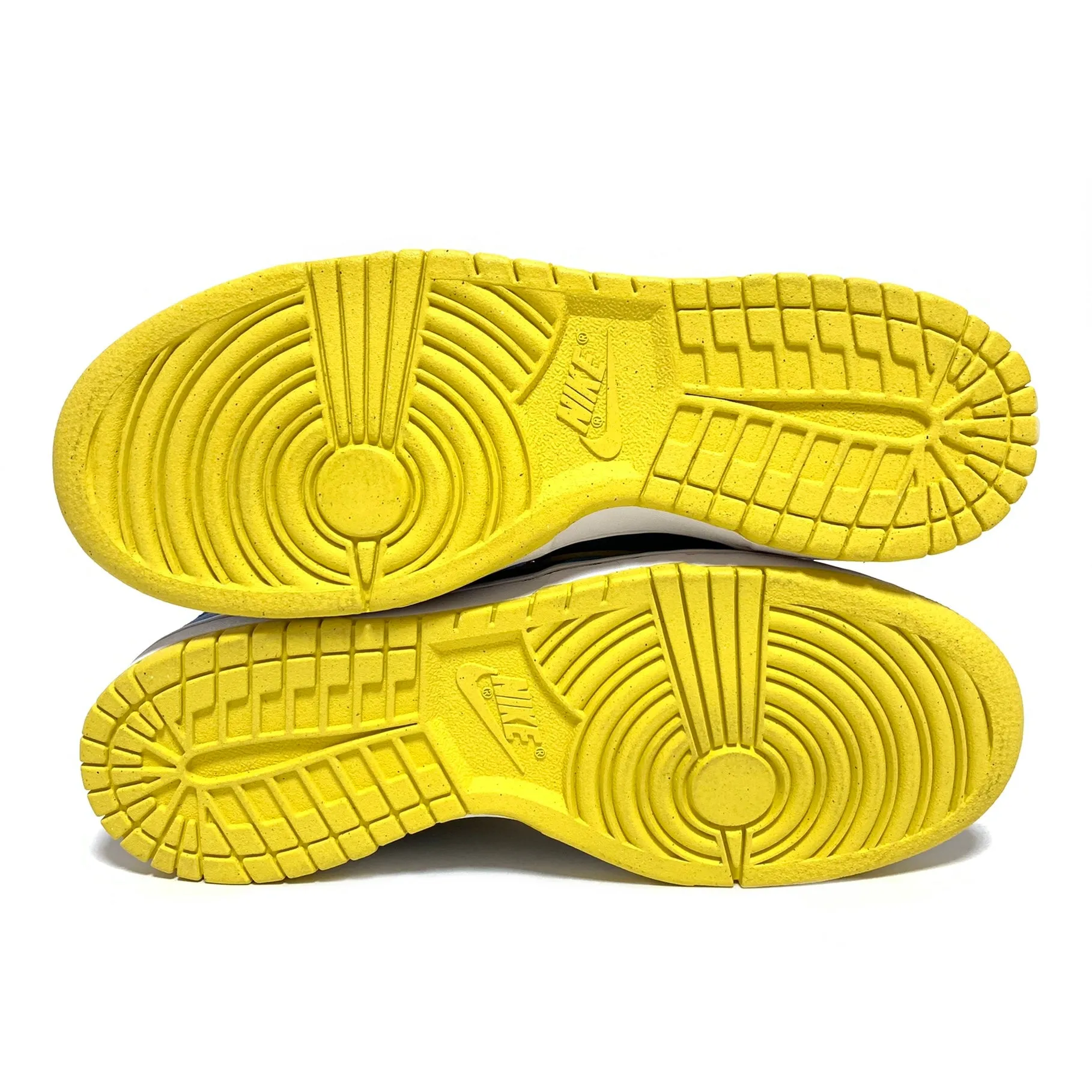 NIKE DUNK HIGH PRO SB PACMAN
