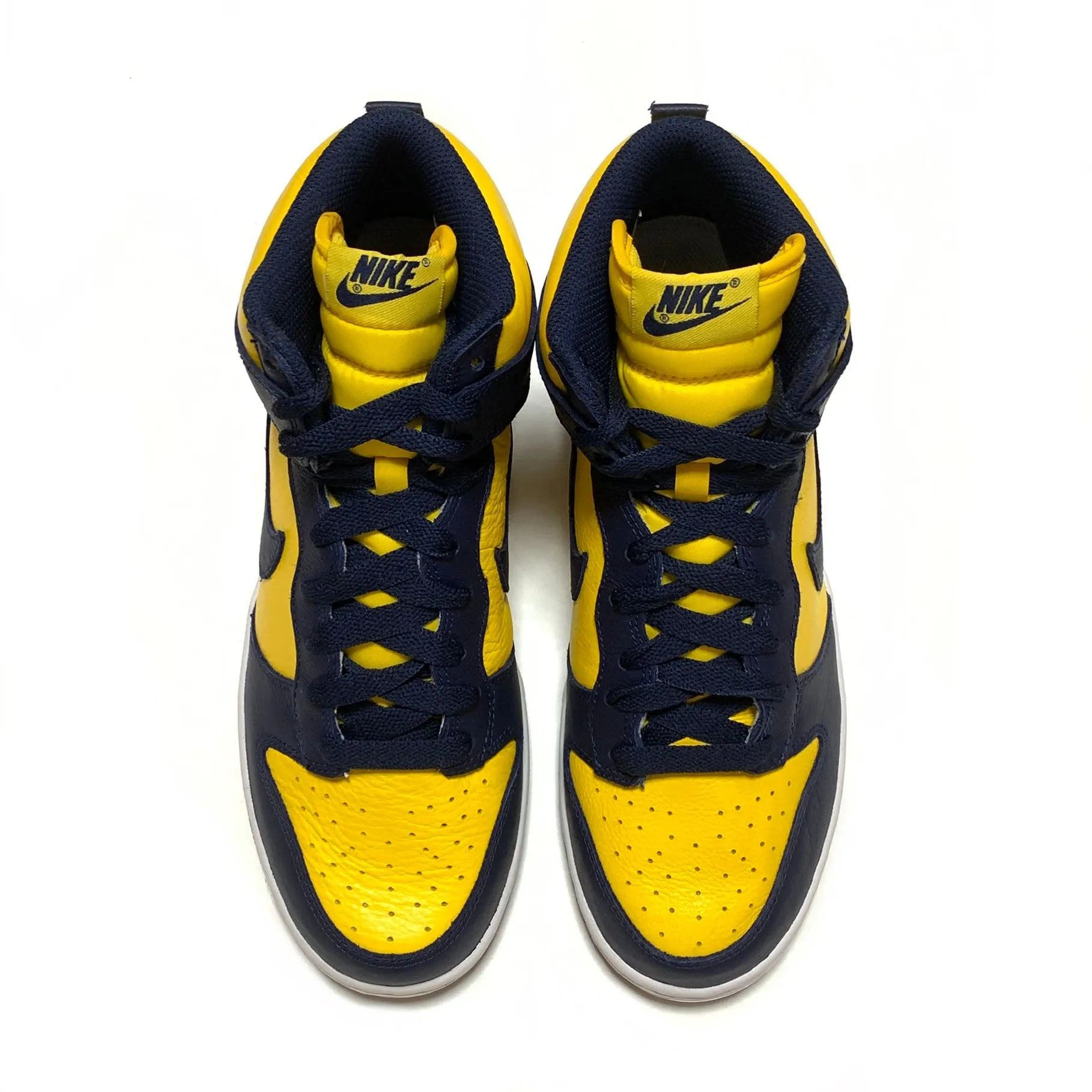 NIKE DUNK HIGH RETRO QS MICHIGAN