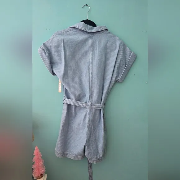 NWT Ariat Sz M Light Blue Denim Romper