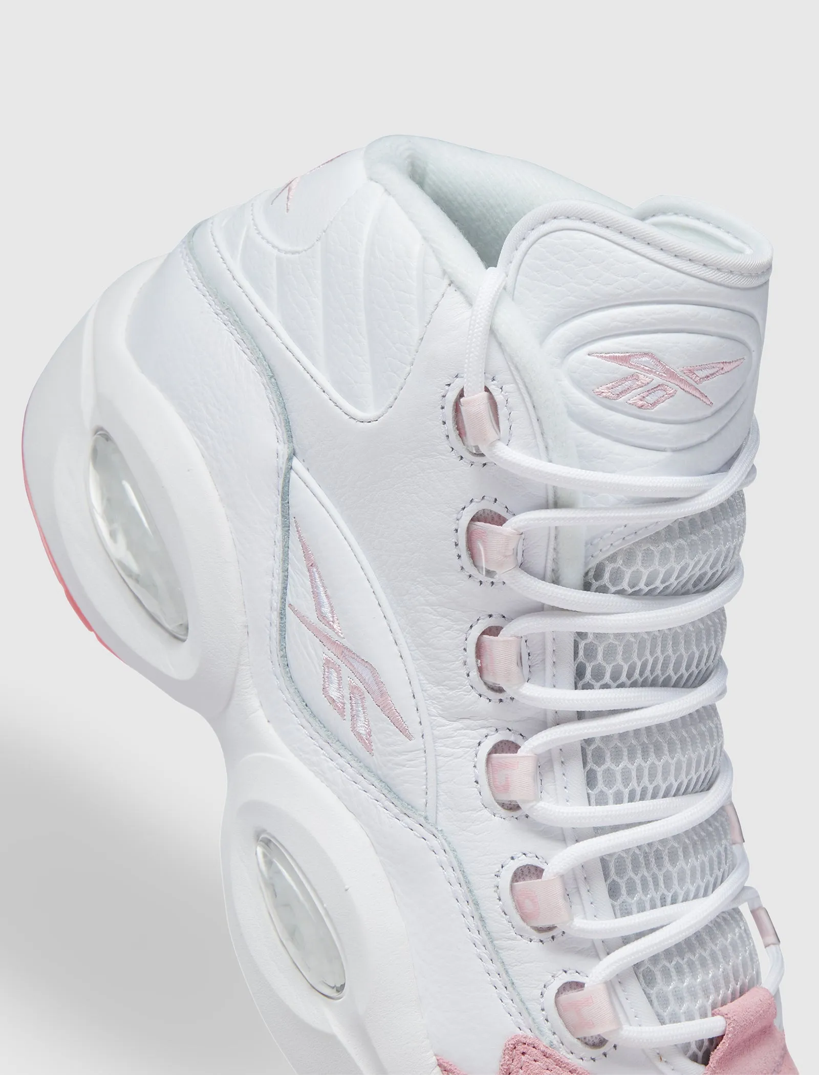 QUESTION MID "PINK TOE"