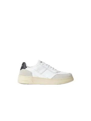 Sneakers Basket Bassa In Action Leather Ed Inserti In Suede Logo Dietro - Nero