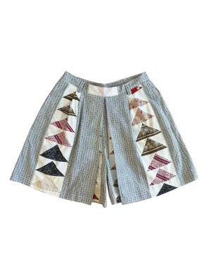 THE PLEATED SHORT - GEOMETRIC