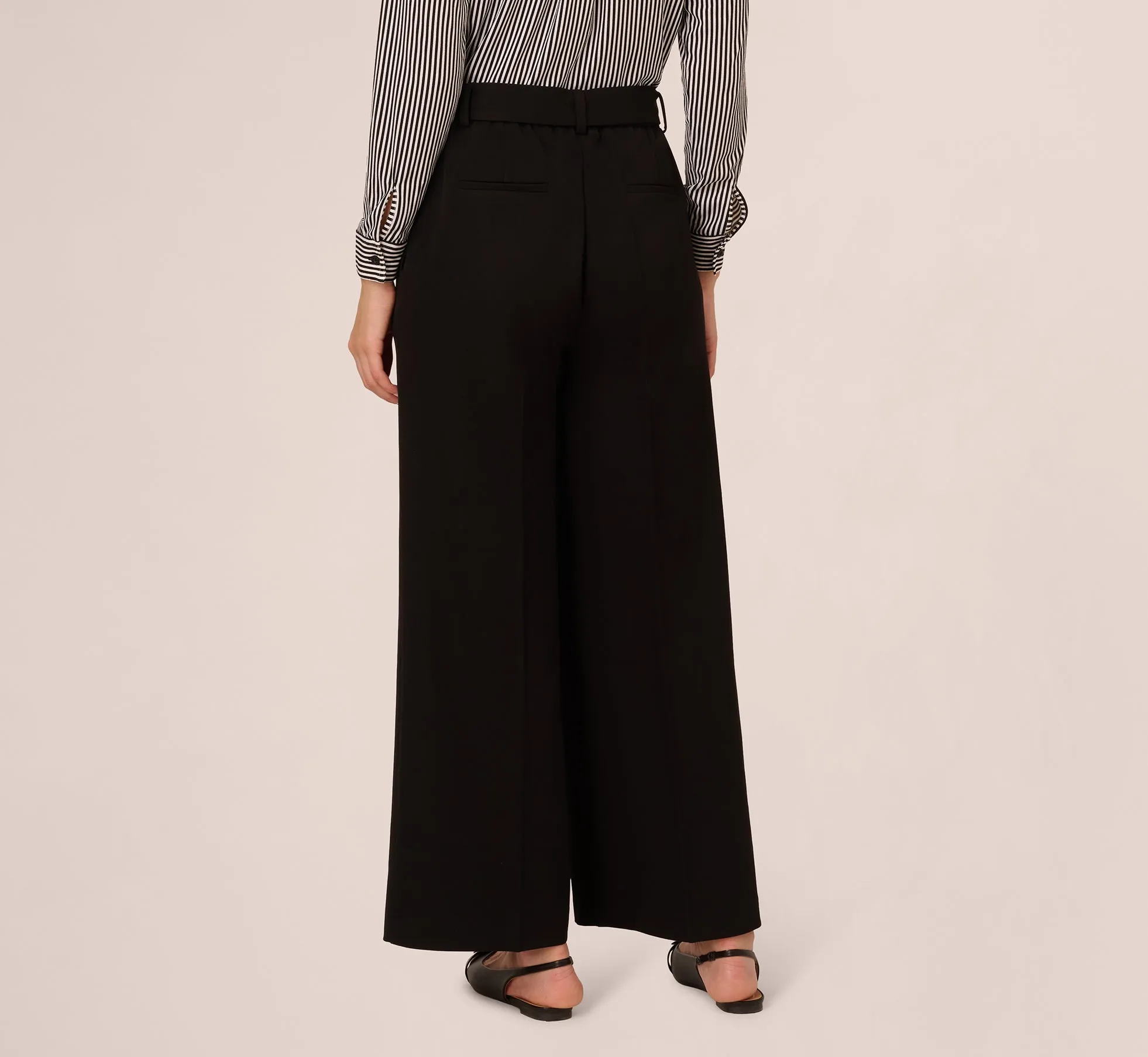 Twill Zip Fly Belted Wide Leg Pant In Black