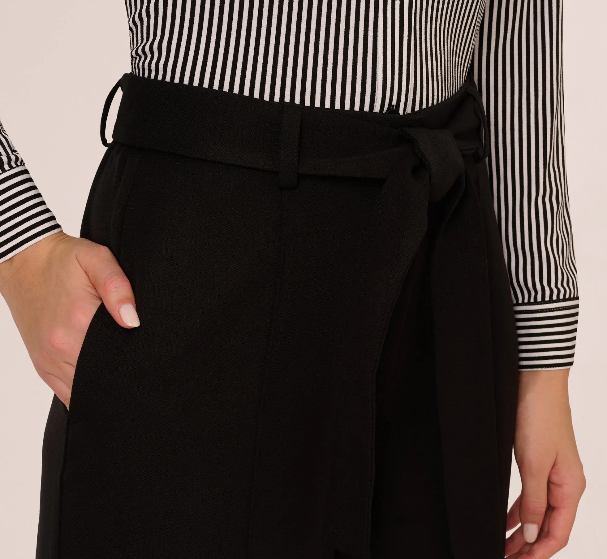 Twill Zip Fly Belted Wide Leg Pant In Black