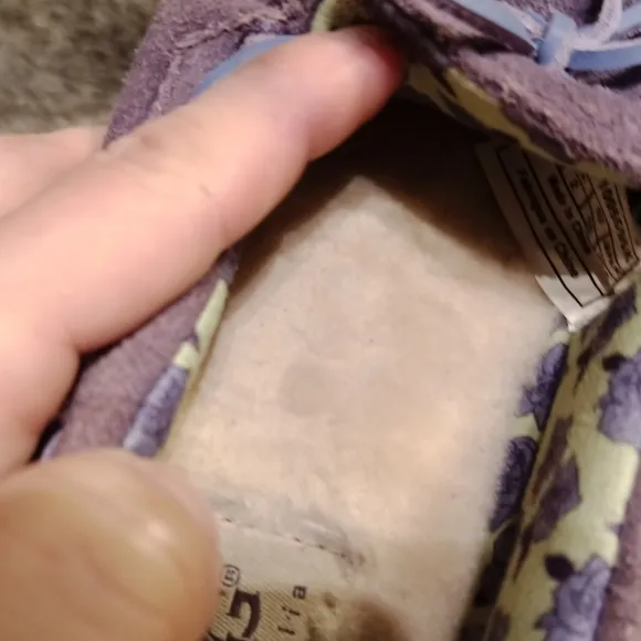 UGG kids slippers