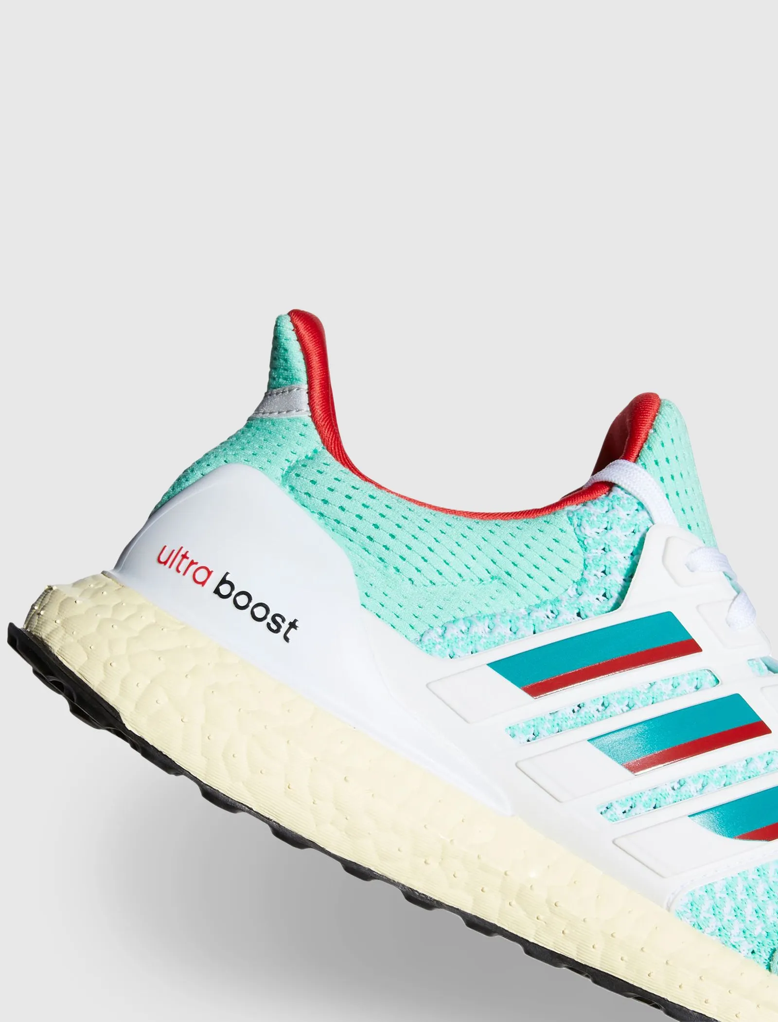 ULTRA BOOST DNA "ZX 9000"