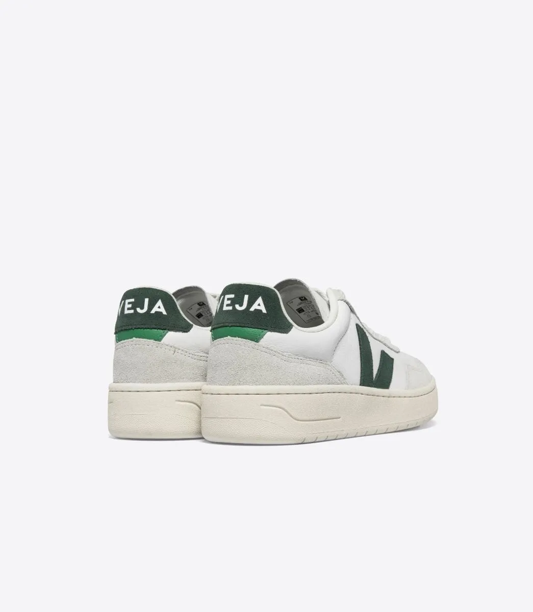 V-90 Sneaker