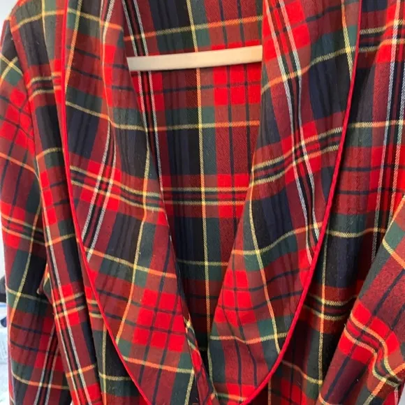 Vintage Marks and Spencer classic tartan Women's Robe M