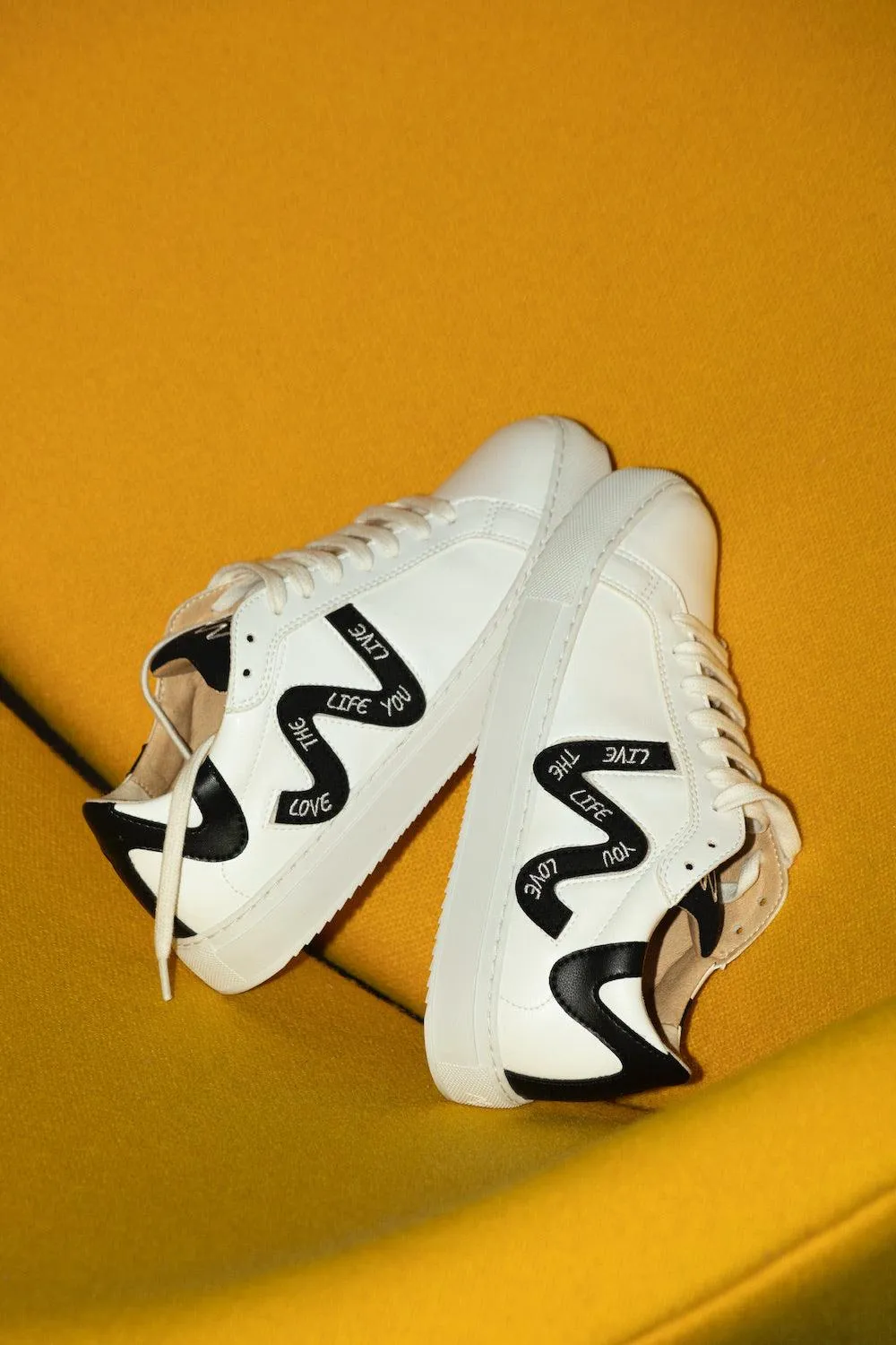 Wild Walker Vegan Suede Straps | Black