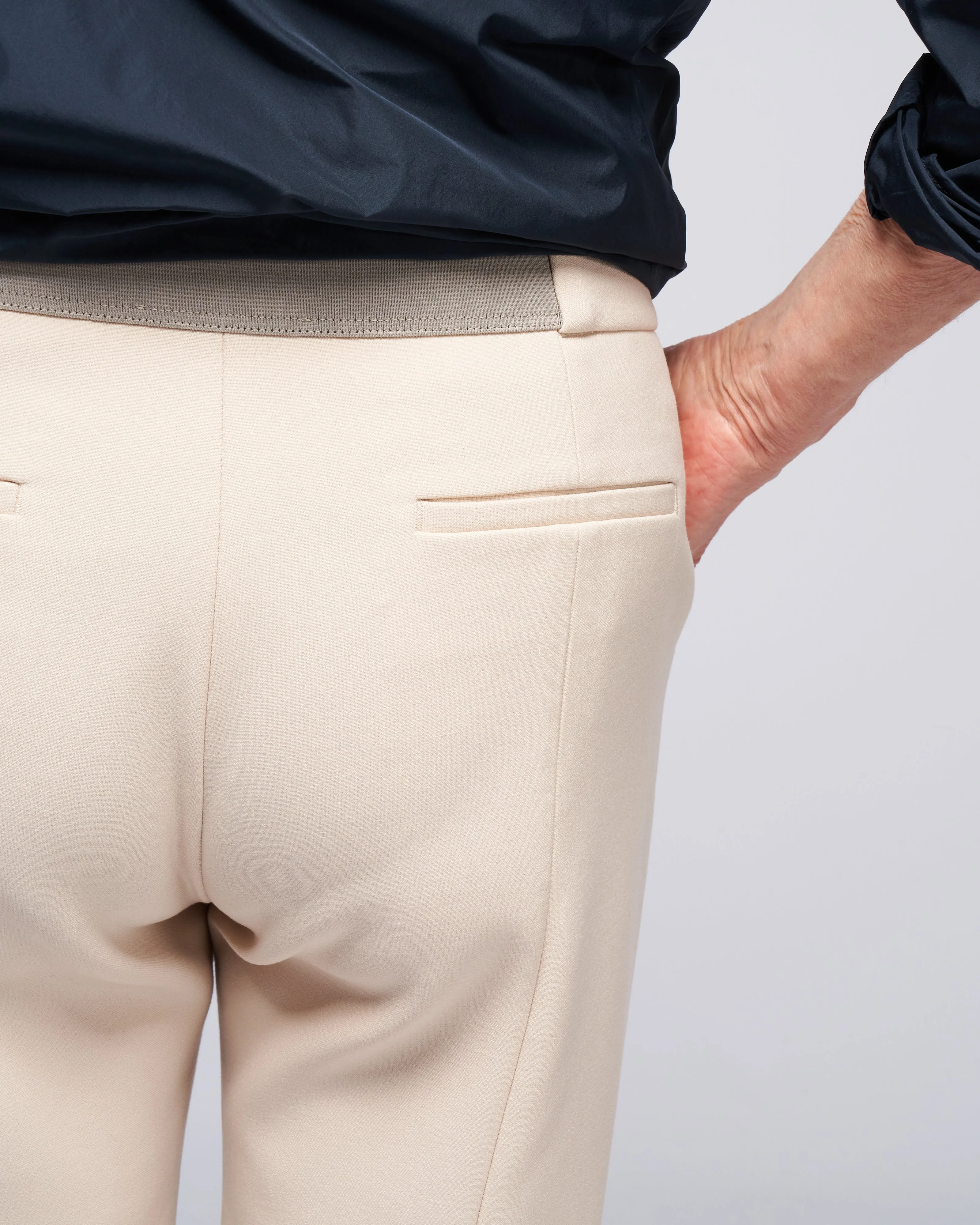 woman trousers bistretch - almond white